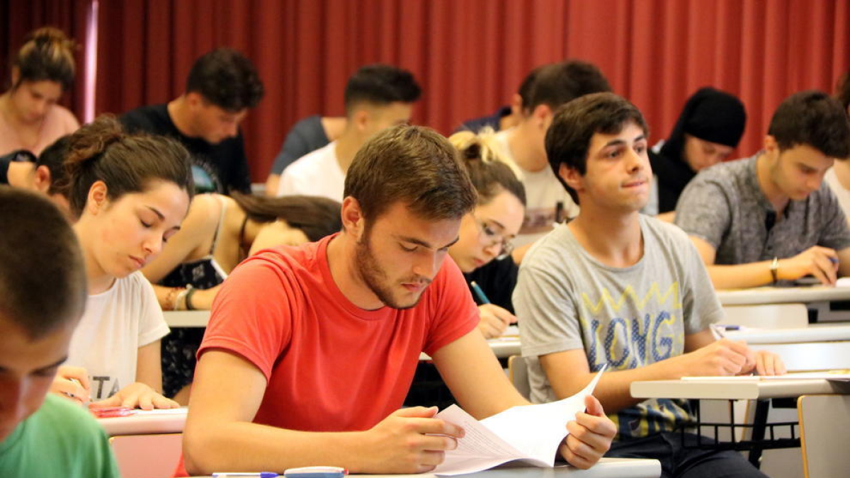 Tarragona acoge la primera fase de la XIII Olimpiada de Biología