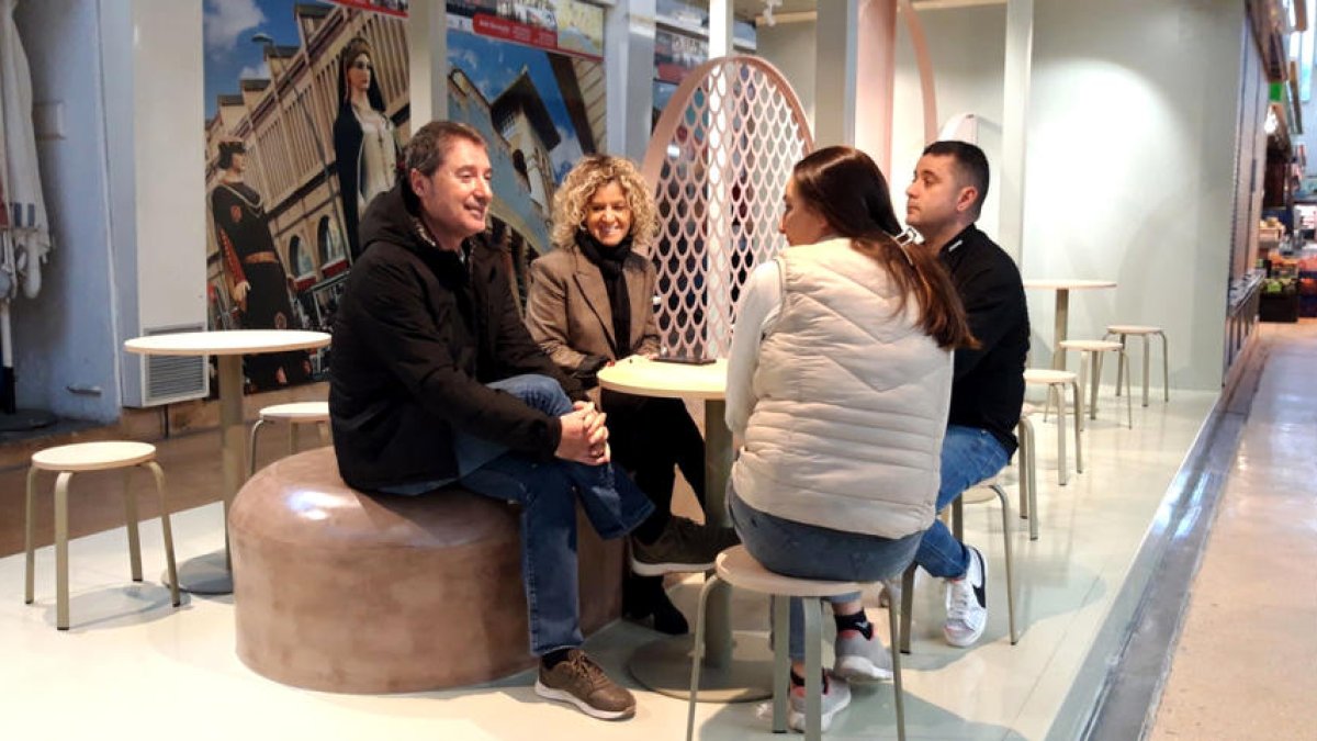 El Mercado de Tortosa estrena la primera «isla de cata» para degustar productos