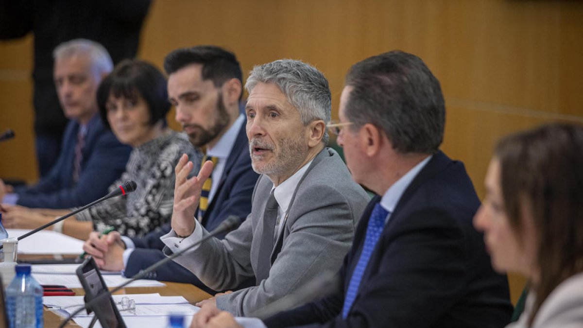 El Ministerio del Interior y Mossos quieren pulseras telemáticas para frenar asesinatos machistas