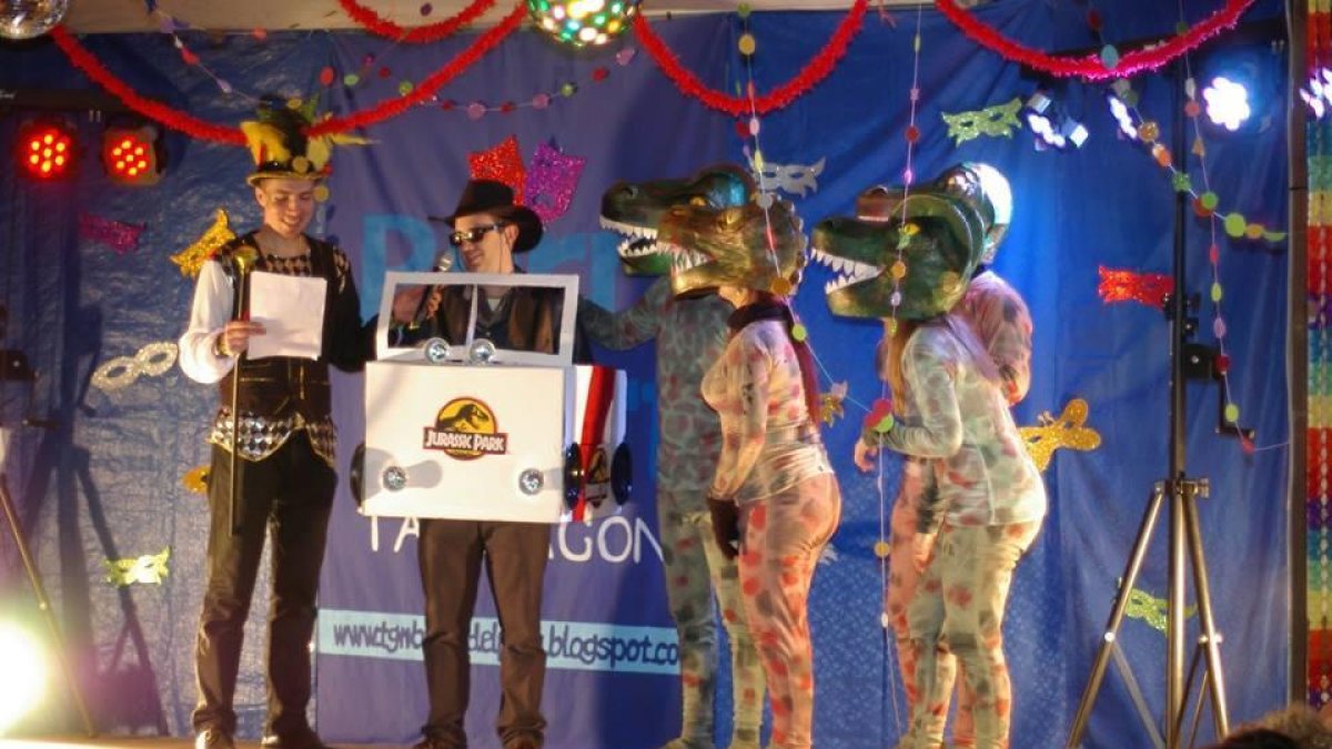 El Barri del Port recupera la Festa i el Concurs de Disfresses del Carnaval