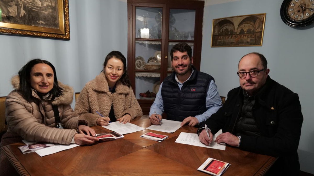 La Casa Pairal Antoni Gaudí cedeix material a una exposició itinerant xinesa
