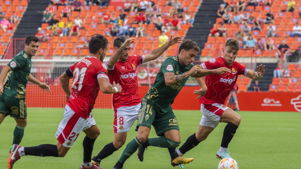 Pedro León, la amenaza del Nàstic para volver a posiciones de 'play-off'