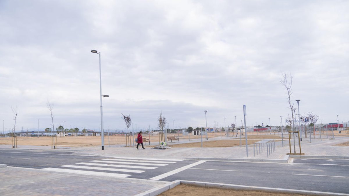 Miguel acusa a Aragonès de hacerse suyos pisos sociales proyectados por el consistorio