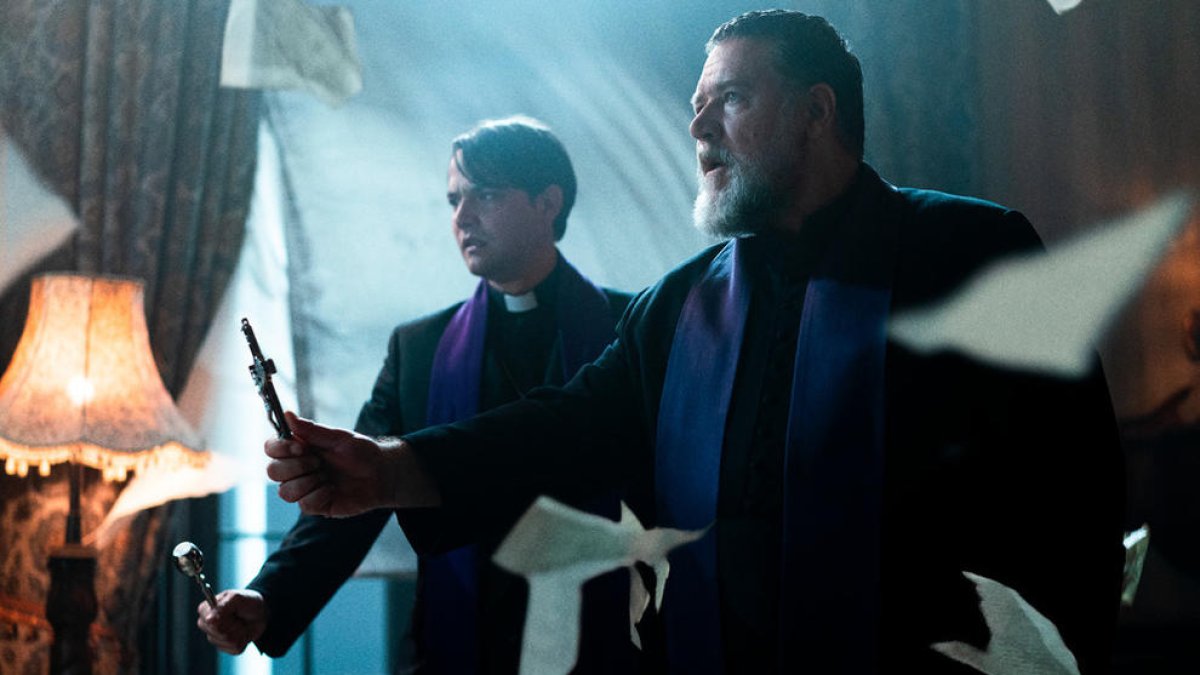 'El exorcista del Papa' y 'Air', estrenos destacados de la semana