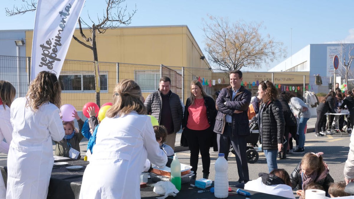 Fira Ciències Science Market Day, a l'escola Guillem Fortuny de Cambrils