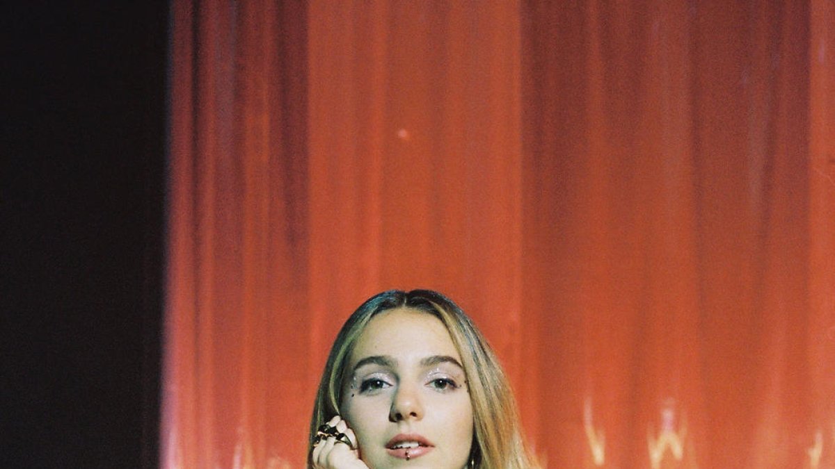 Suu y la ilustradora Cristina Daura participarán en la nueva edición del ciclo 'Trobades amb...'