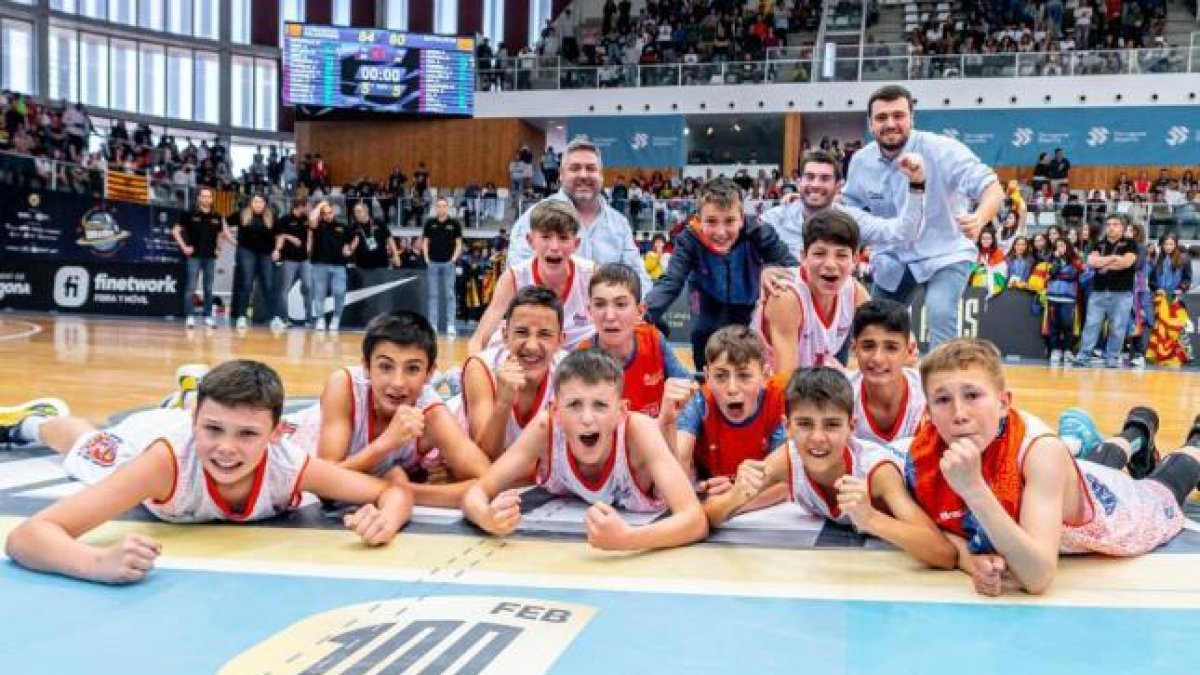 Madrid i València guanyen el Minibàsquet al Palau d'Esports