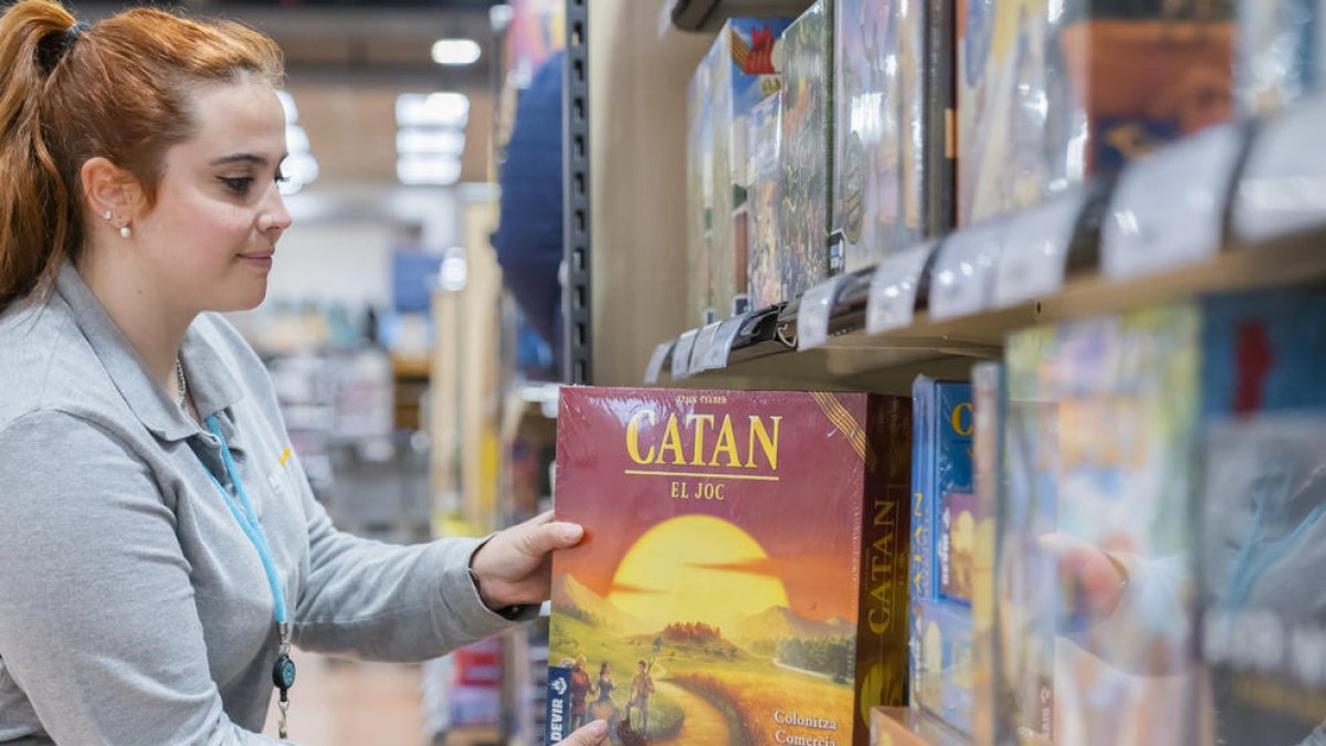 Les botigues de joguines de Tarragona disposen de «poca oferta» de jocs en català