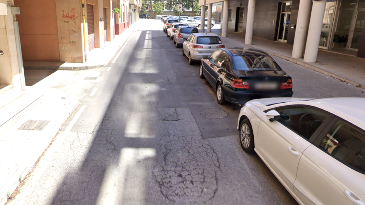 Valls pavimentará calles y modernizará el alumbrado de diferentes puntos de la ciudad