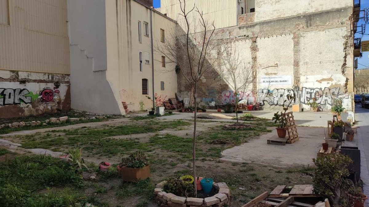 La Comunalitat pone el futuro del solar de la calle Smith de Tarragona en manos de los vecinos