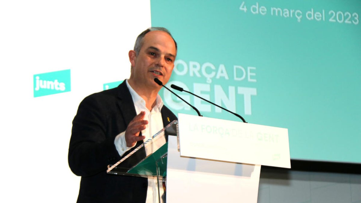 Turull asegura que la aprobación de los presupuestos da «respiración asistida» a Aragonés para agotar la legislatura
