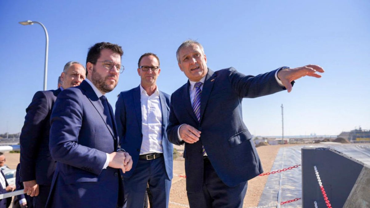 Inauguran la nueva planta de tratamiento de las aguas industriales de Tarragona
