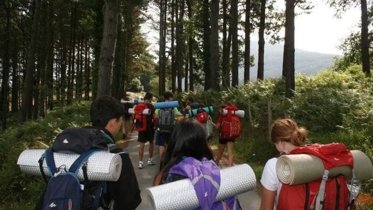 Els campaments de les agrupacions d'escoltes de Tarragona s'adapten a la sequera
