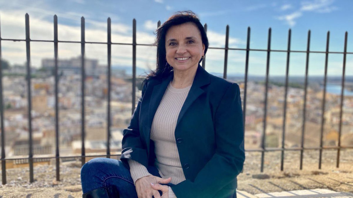 VOX designa Montserrat Montanuy candidata a l'alcaldia de Tortosa