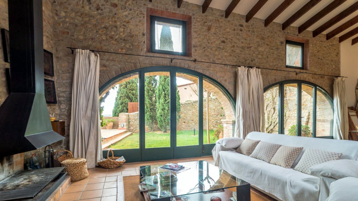 Presenten al·legacions contra l'ordenança que regula els habitatges turístics a Vandellòs