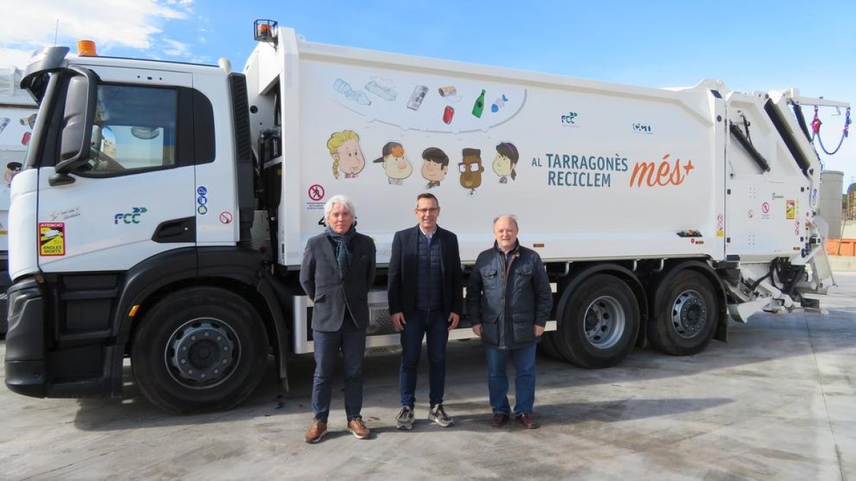 El Tarragonès presenta los nuevos vehículos adscritos al servicio de recogida de residuos