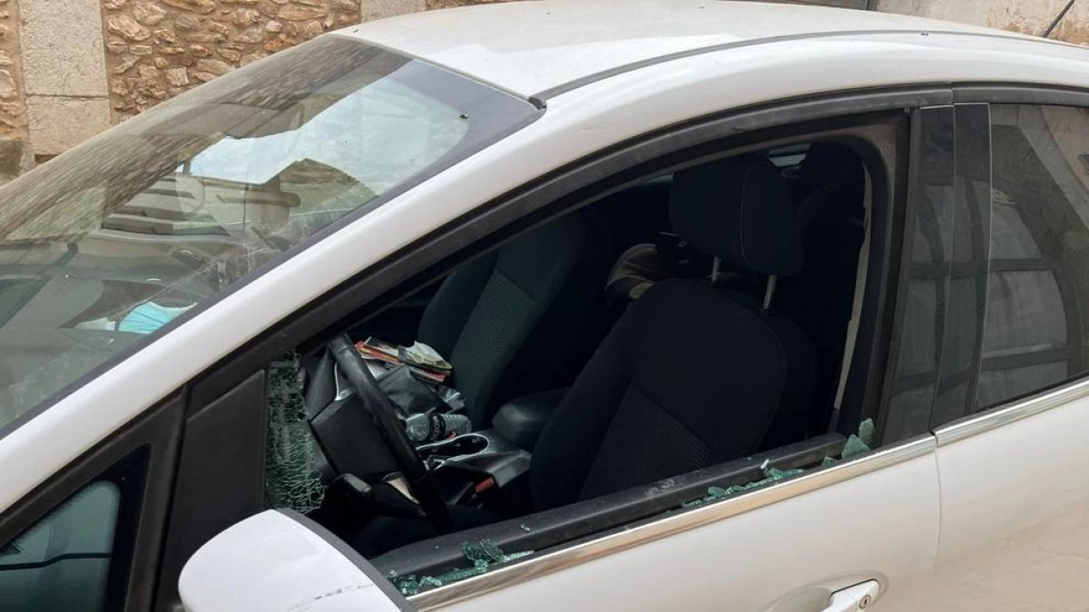 Un detingut a Amposta per robar a tres vehicles en menys d'una hora aquest divendres