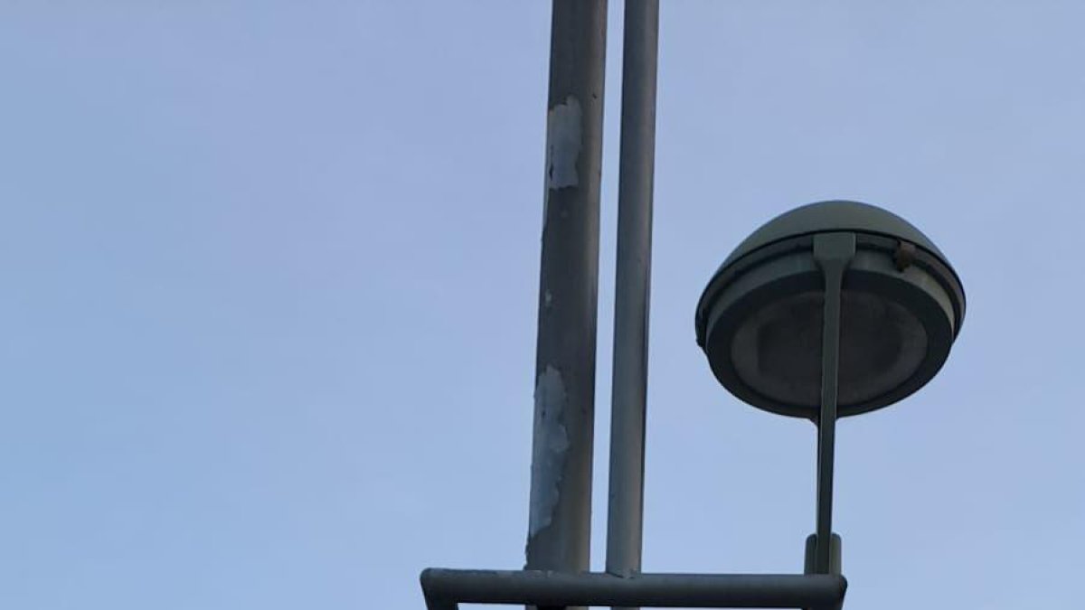 Cs pide explicaciones sobre la prohibición de que patinetes y bicis circulen por la carretera de SPiSP