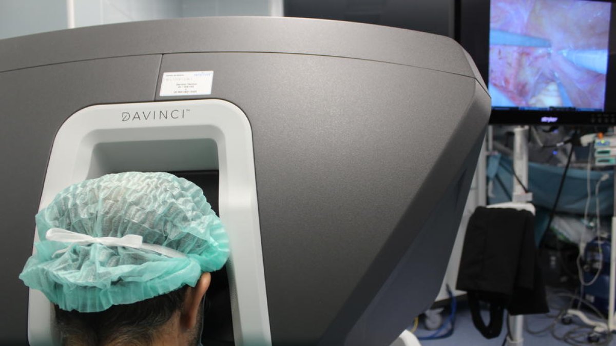 El Servei d'Urologia del Joan XXIII supera les 530 cirurgies robòtiques