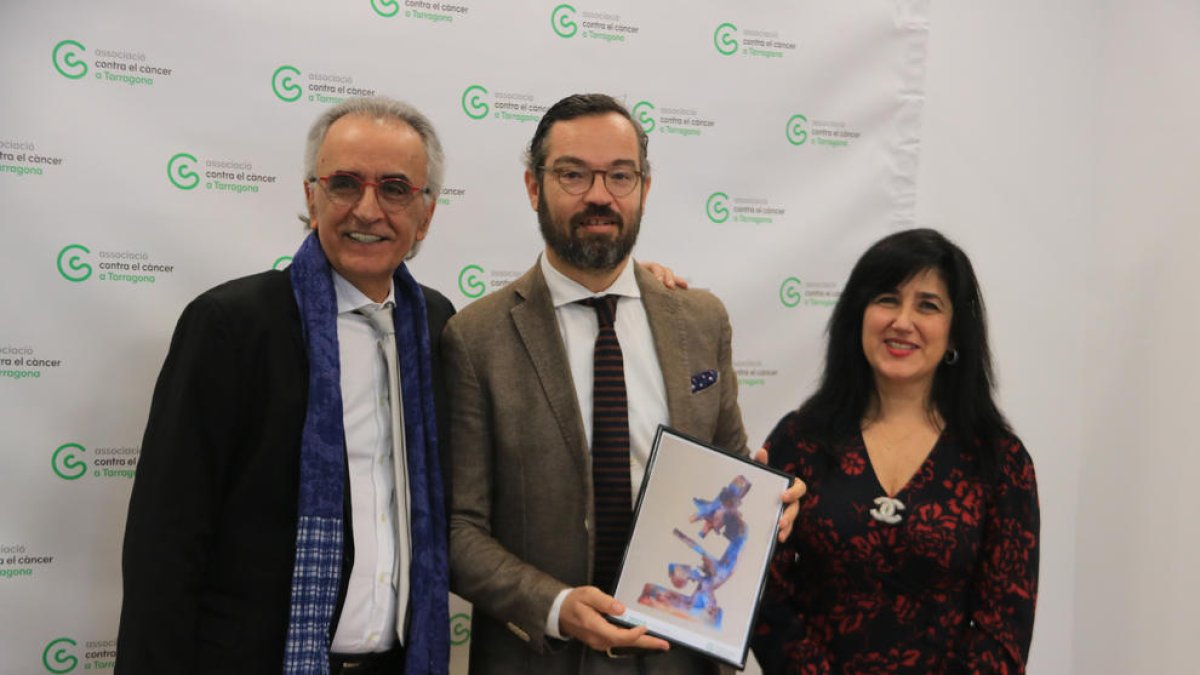 L'AECC de Tarragona dona 150.000 euros a una recerca sobre el càncer de mama metastàtic