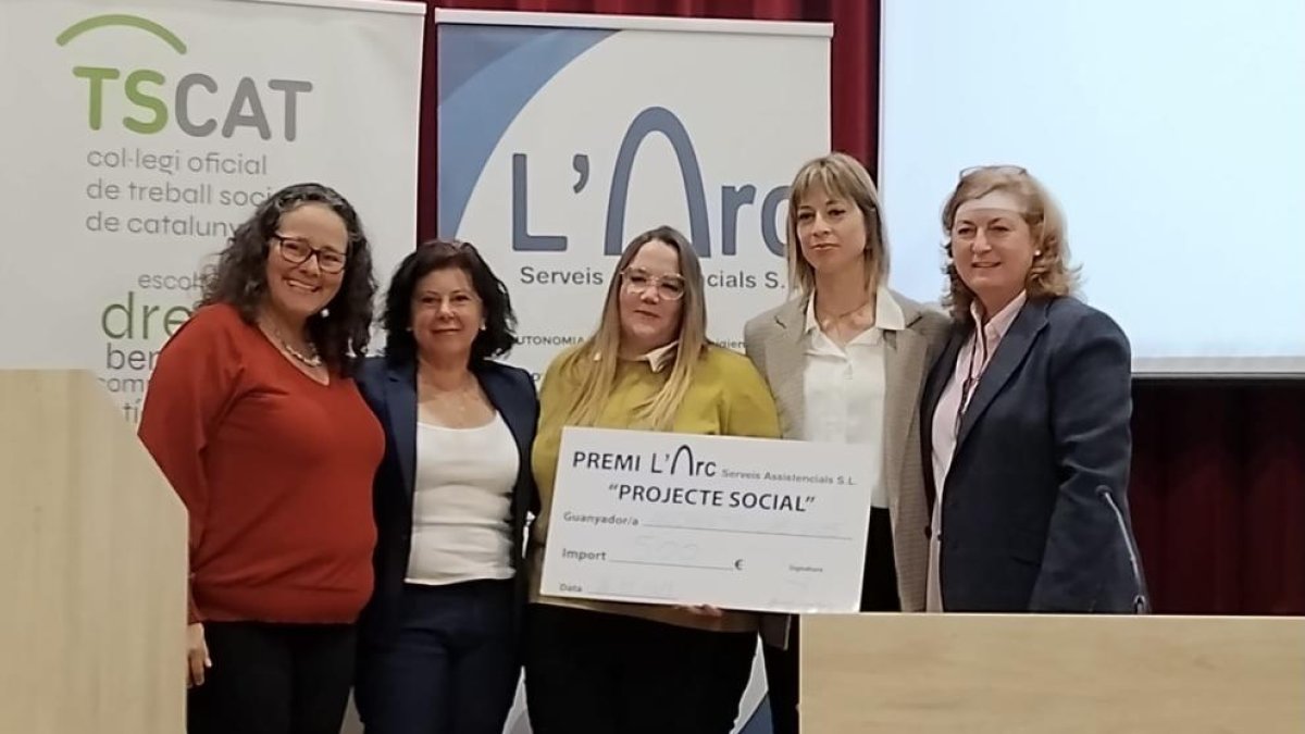 Arc Serveis entrega el premio del II Concurso de Proyecto Sociales para personas mayores de la URV