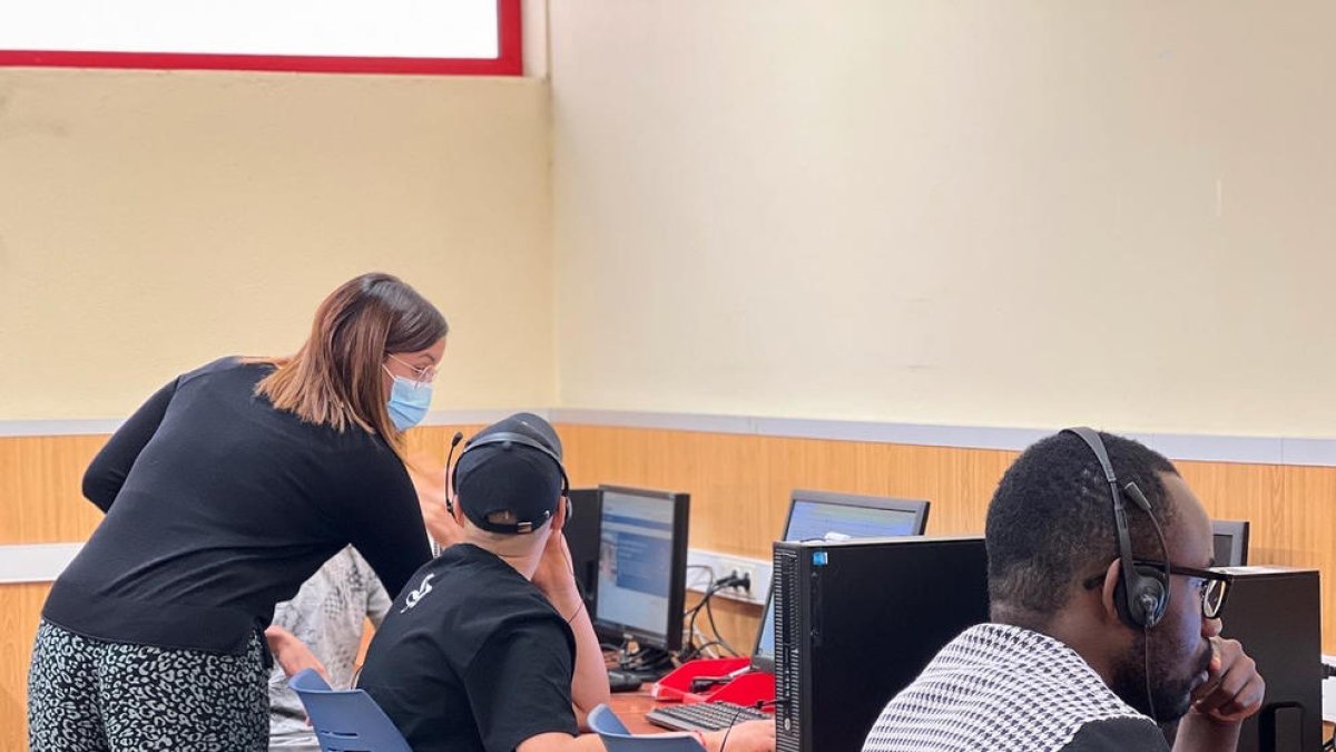 Creu Roja ajuda a 572 refugiats i sol·licitants d'asil a trobar feina a Tarragona i l'Ebre