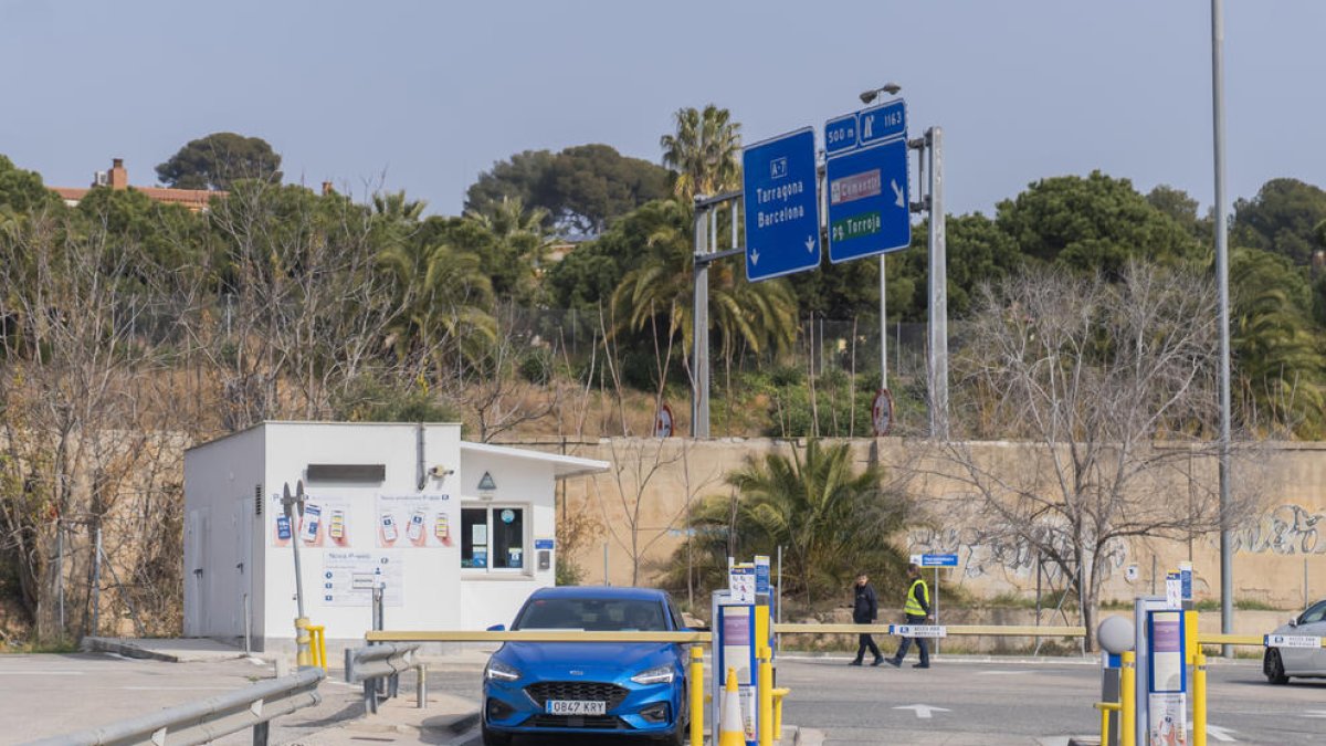 Les tarifes per aparcar al Campus Catalunya de la URV tornen a encarir-se