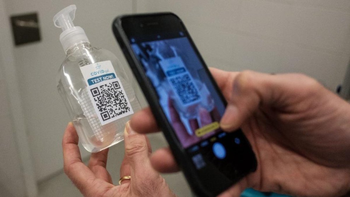 La URV desarrolla el primer sistema de cribado de covid por el olor