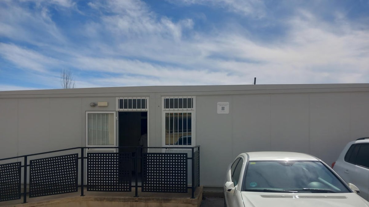 El Instituto Baix Penedès del Vendrell se queda sin espacios alternativos en los barracones