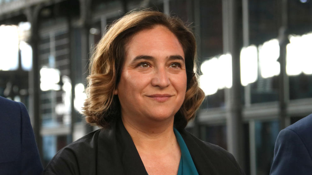 Ada Colau cancela su agenda después de dar positivo en covid-19