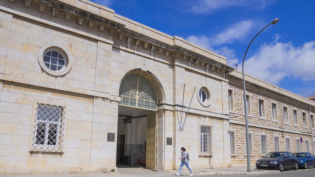 Traslladen els Serveis Territorials de Justícia a l'edifici de l'antiga presó de Tarragona
