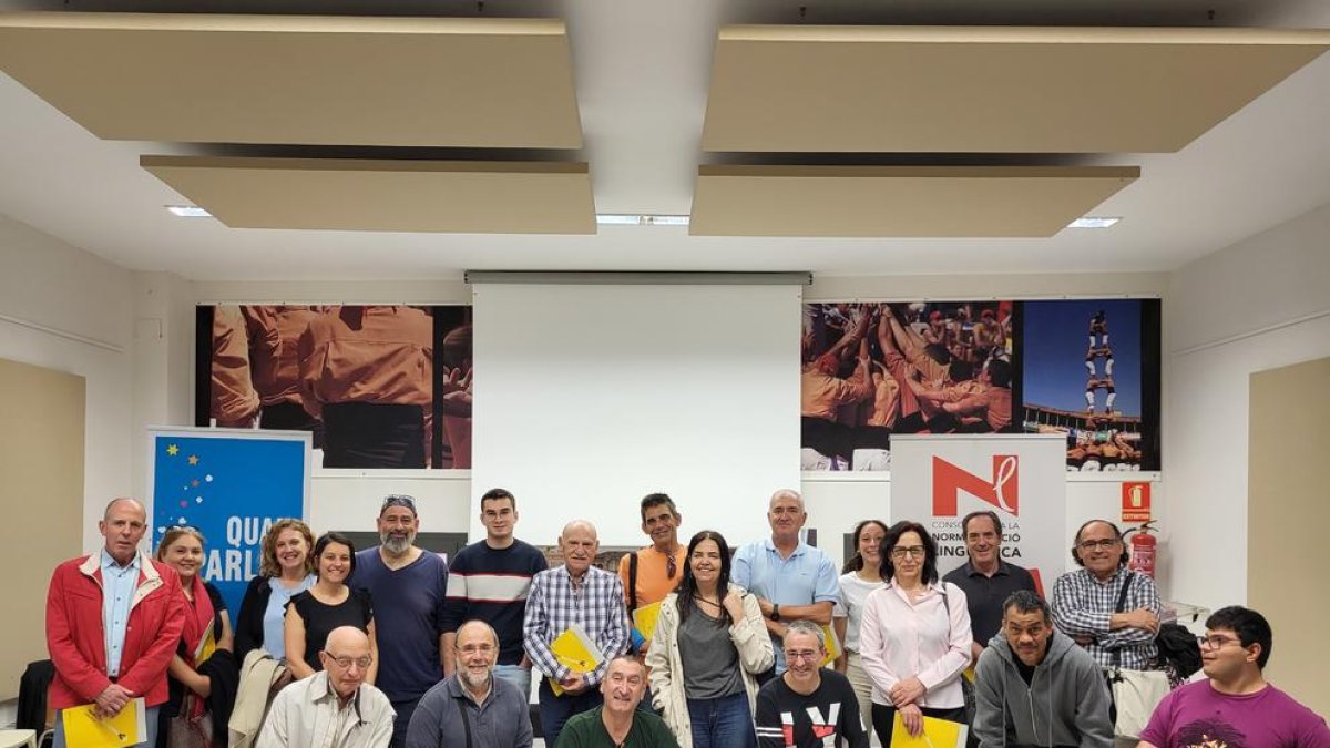 Reus i Cambrils formen 60 parelles lingüístiques del Voluntariat per la llengua