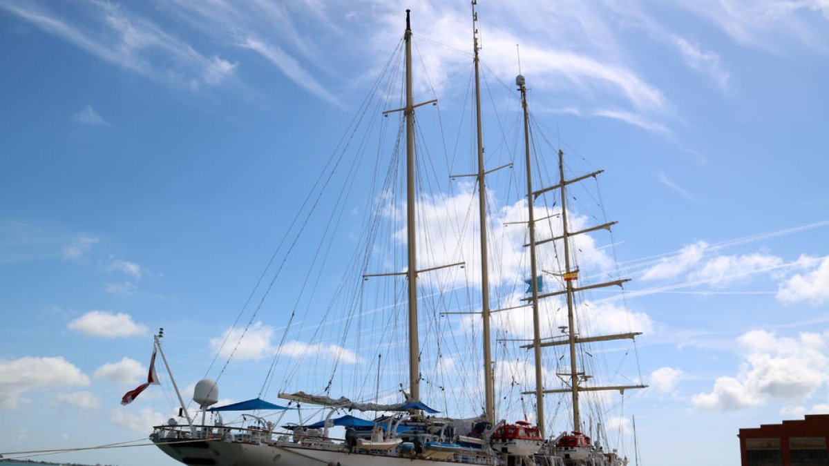 La Ràpita recupera los cruceros siete años después con el velero Star Clipper