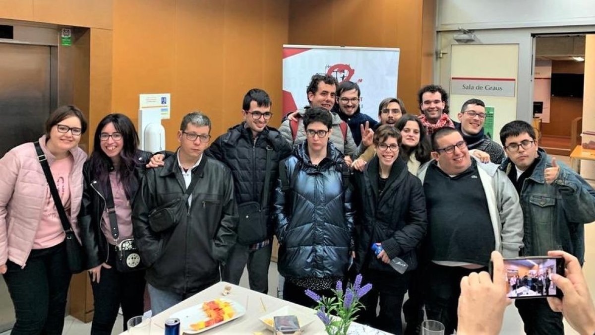 La URV prepara una edició més pràctica del curs per a joves amb discapacitat