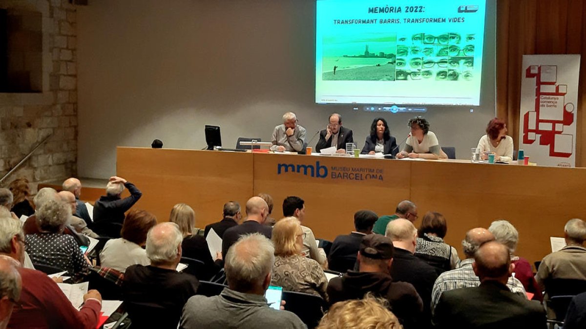 Les associacions veïnals reclamen que les eleccions municipals prioritzin aturar macroprojectes i erradicar la corrupció