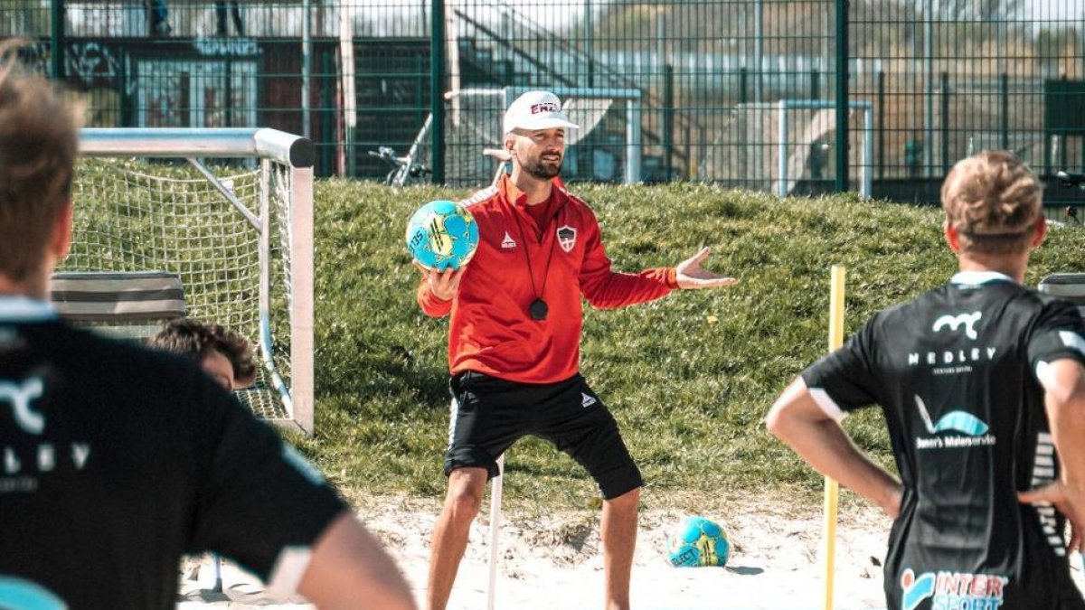 Llorenç Gómez da el salto en Europa y dirigirá el Roma BS este verano