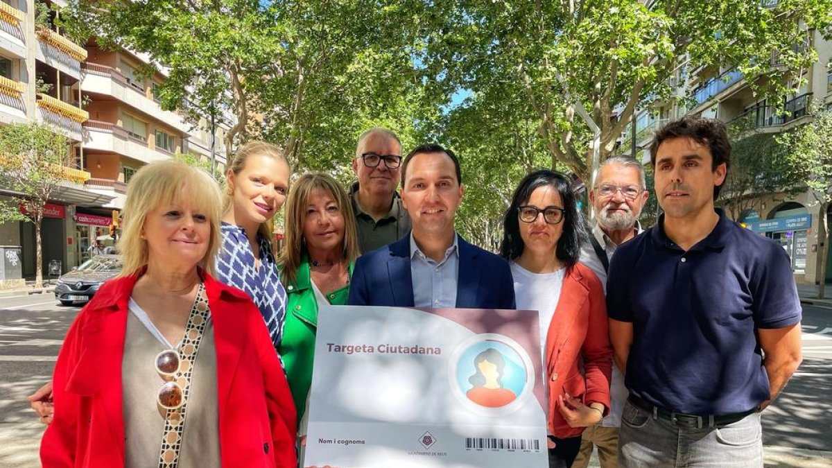 Daniel Rubio creará una tarjeta ciudadana para acceder a descuentos y hacer gestiones