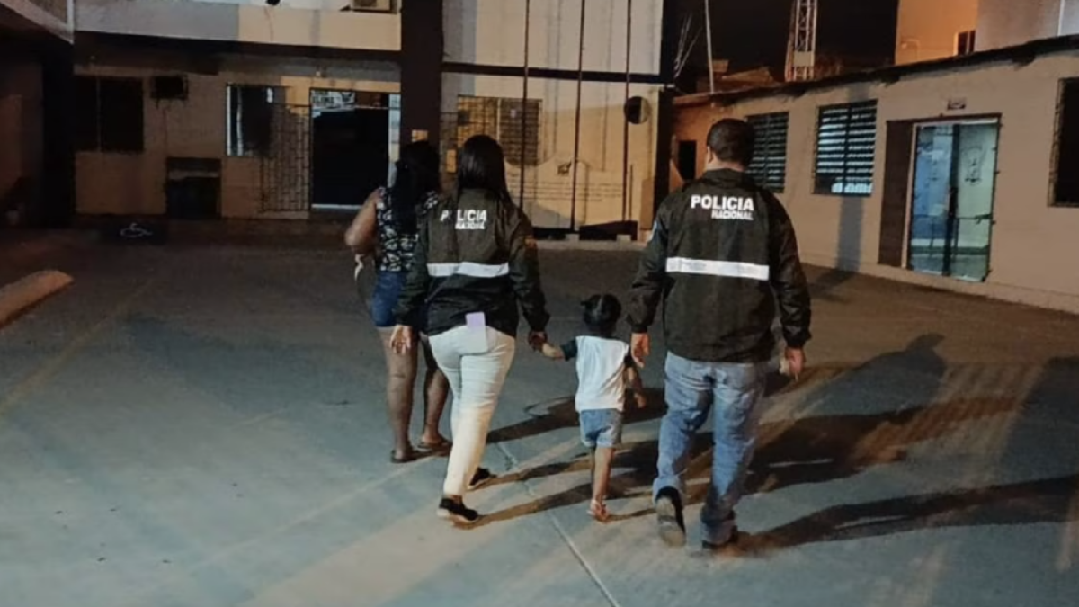Equador: Cinc anys de presó per a una dona que va intentar vendre a la seva filla per 400 dòlars