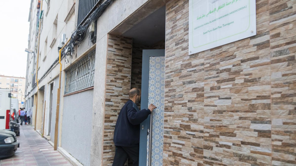 La comunidad islámica ofrece 'iftar' solidarios en Tarragona durante los días de Ramadán