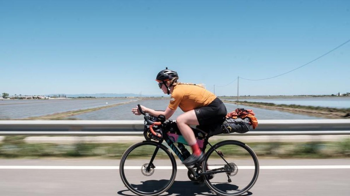 La II edición de la carrera ciclista de ultradistancia 'Kromvojoj' vuelve a hacer salida y llegada en Reus