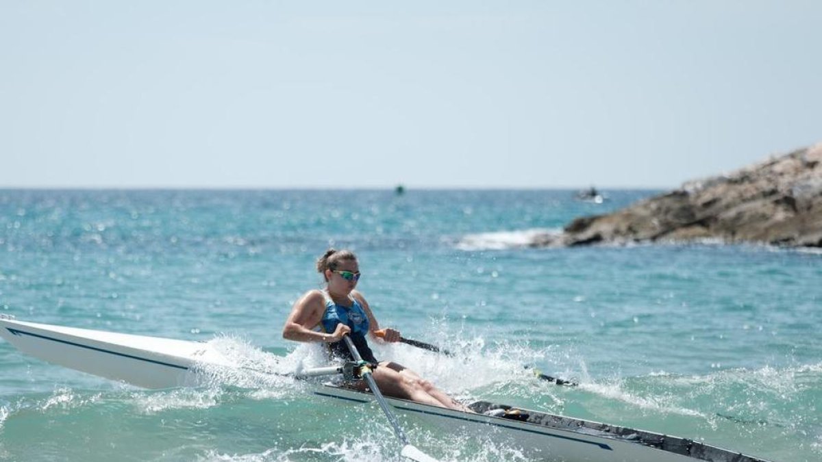 La playa del Miracle de Tarragona acoge la prueba de acceso en el equipo nacional de remo