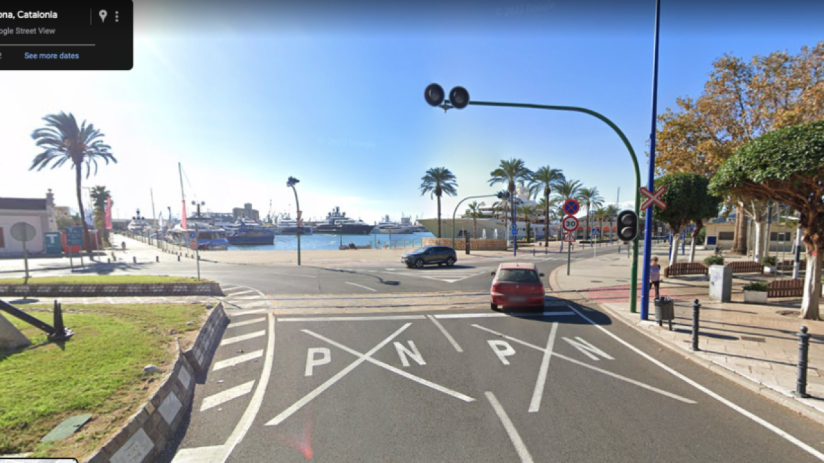 Un tren embiste a un turismo en Tarragona