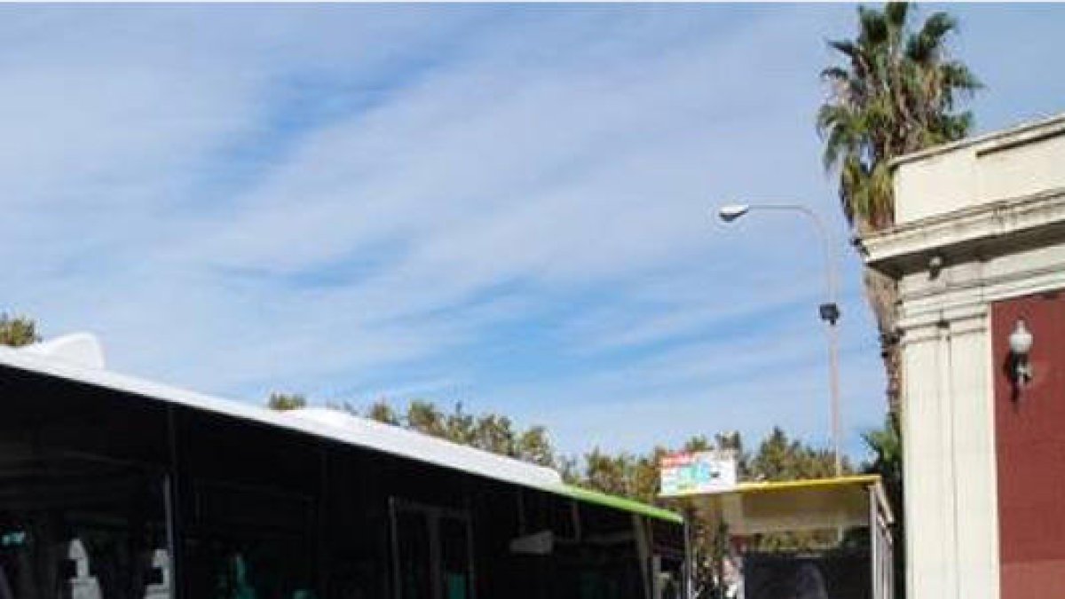 Instalarán nuevas marquesinas para autobuses interurbanos en Tarragona y el Ebre