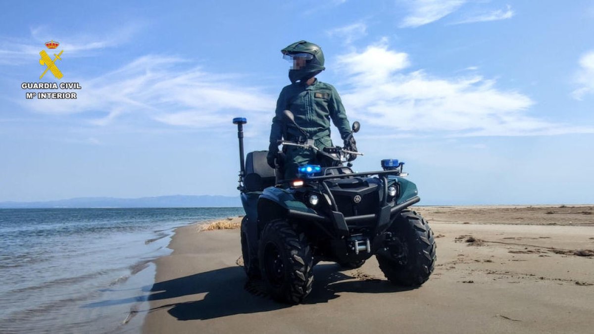 La Guardia Civil incorpora dos quads para vigilar el Parque Natural del Delta del Ebro