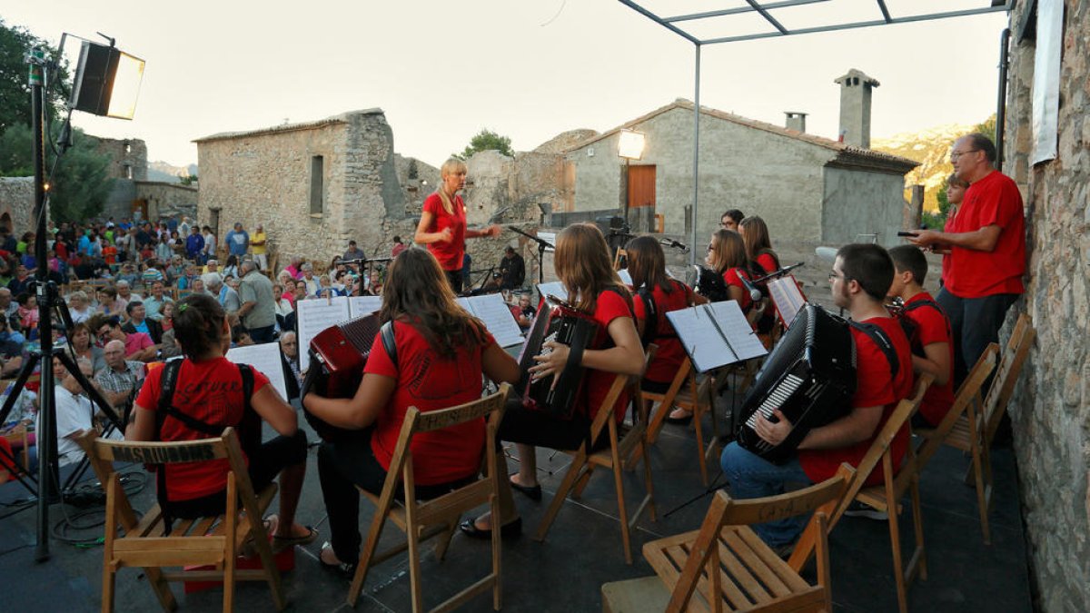 La Rústic Festa omplirà de tallers i música el nucli de Castelló aquest dissabte