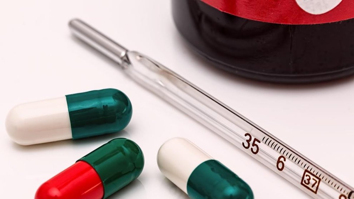 El motivo por el cual la UE recomienda reducir el consumo de antibióticos en un 20% en humanos