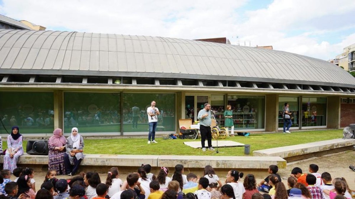 Más de 300 niños de Reus despiden el Pasaporte Cultural de este curso