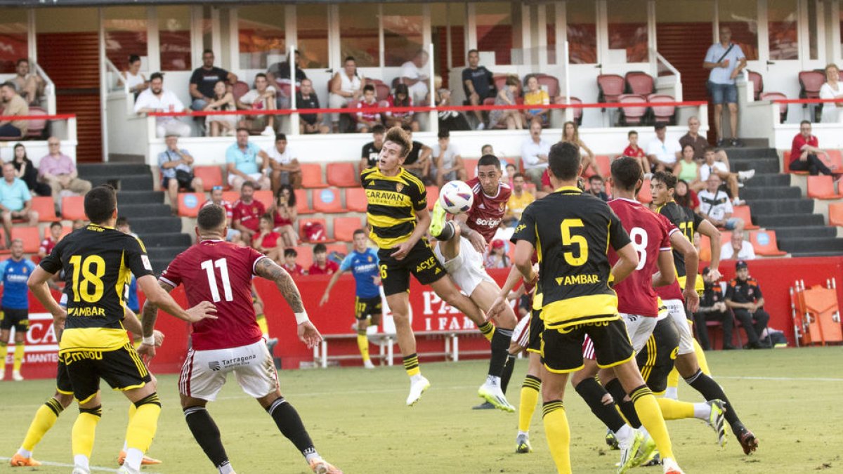 El Nàstic esmola les seves armes: genera perill amb pocs moviments