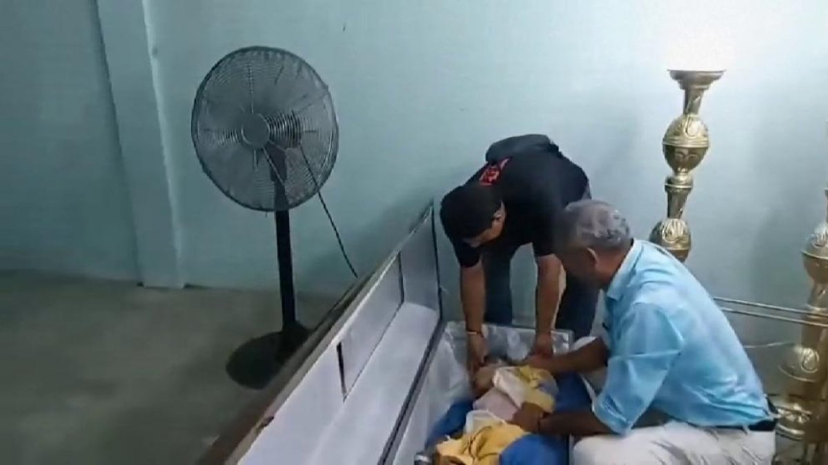 Mor definitivament la dona que havia 'ressuscitat' a la seva vetlla a l'Equador