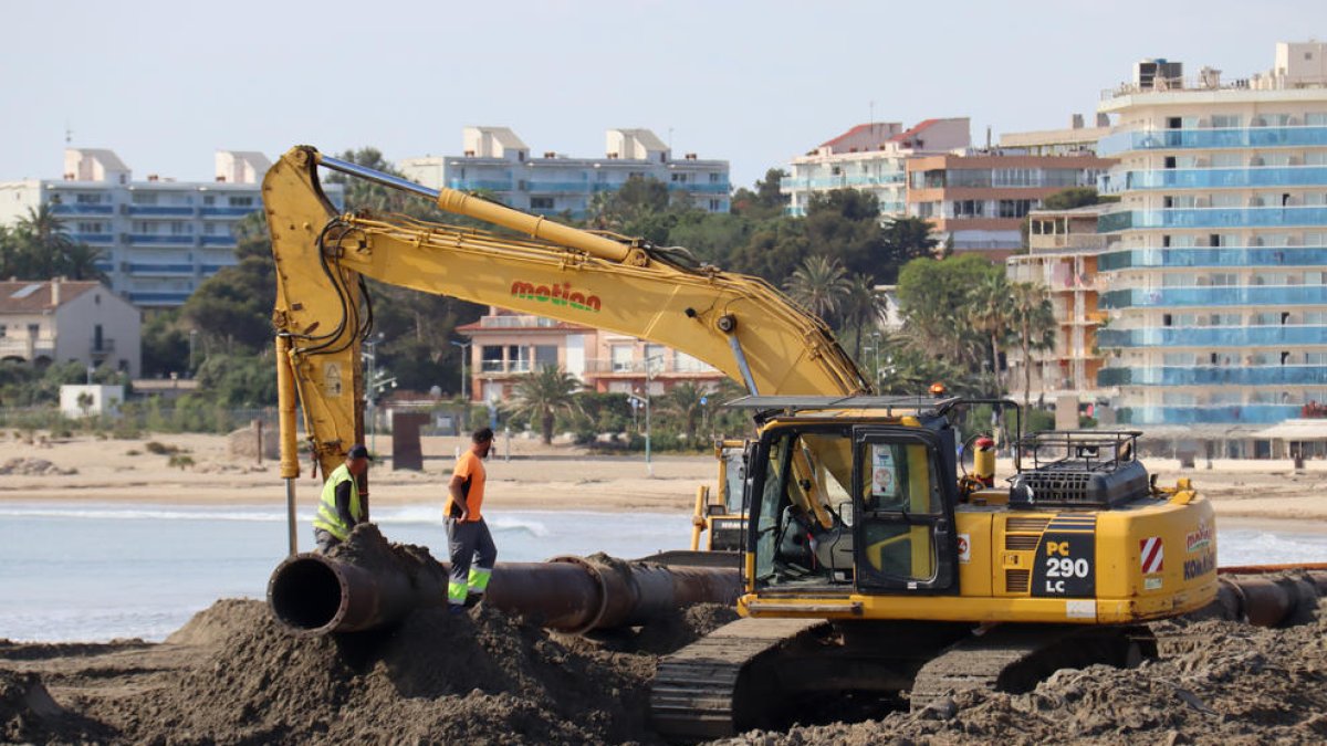 El Port de Tarragona prevé reducir la aportación de arena a la playa de La Pineda a partir del 2027